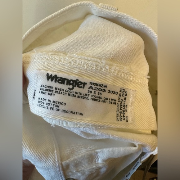 Vintage White Wrangler Cowboy Cut Denim Jeans Western Rodeo NWT 38x36 - Picture 4 of 5